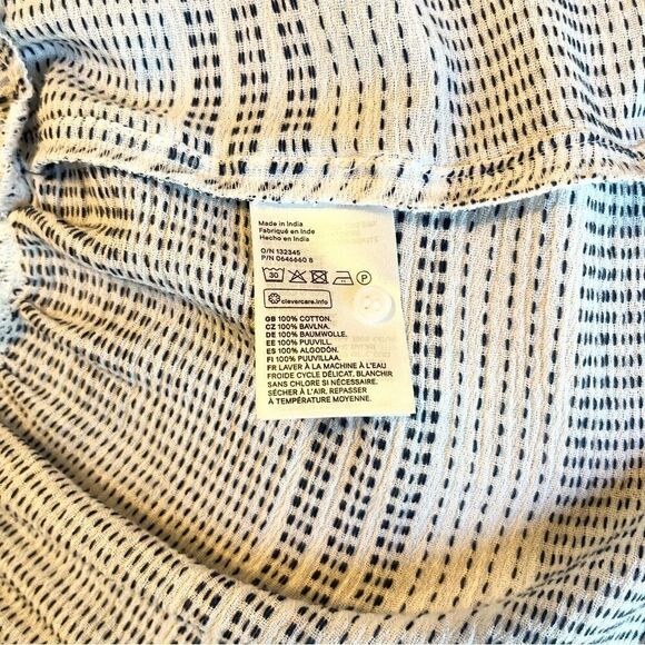 H&M Wide-cut Flounced Tunic - Picture 4 of 4